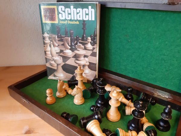 Spiel 2303.0